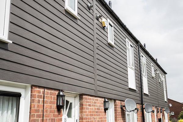 Exterior finish - plastic cladding. Exterior finish - plastic cladding.