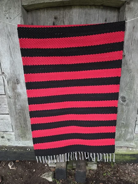 Tellitud vaip, toimne, Kihelkonna khk , mõõdud 70 X 202 cm