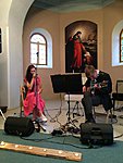 Marilin Kongo ja Kusti Lemba (kitarril) kontsert Vainupea kabelis / foto: Mario Luik