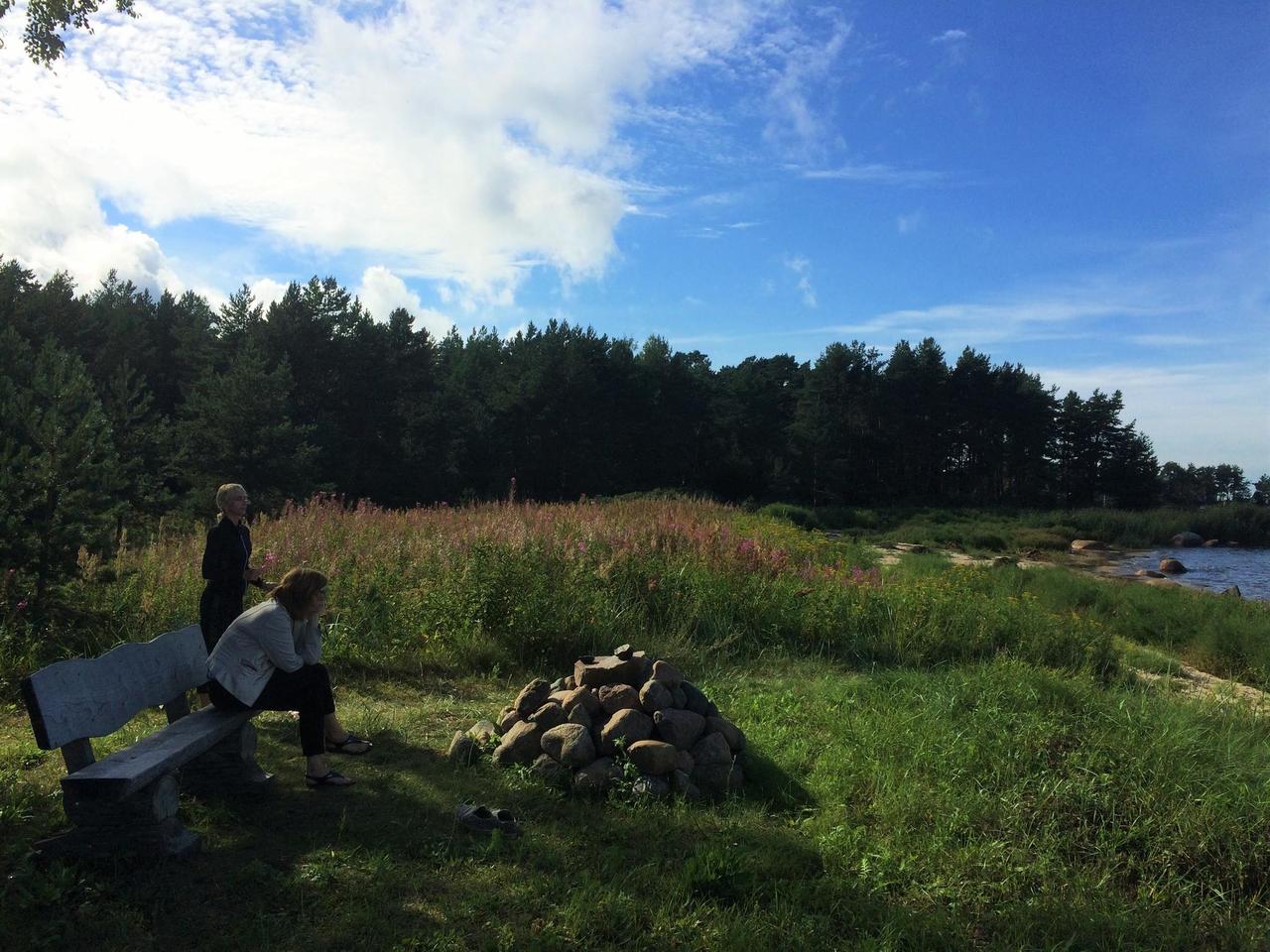 Muruvõimlemine ja mantrate kujundamine Vainupeal 2016 / foto: Mario Luik