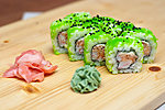 #42 KAMIKADZE / AURUTATUD LÕHE, LUMEKRABI, TOORJUUST, WASABI, TERAV KASTE, MASAGO, MUST SEESAMISEEMNED / 9.20€