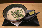 #162 TOM KHA VEGE SUPP / TOMAT, KORIANDER, SEENED, SEESAM, KOOKOSE PIIM, TOM KHA SEGU / 6.90€