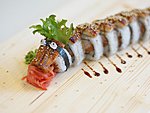 #38 DRAAKON / ANGERJAS, LUMEKRABI, LÕHE, KURK, AVOKAADO, UNAGI KASTE, SEESAMISEEMNED / 15.50€