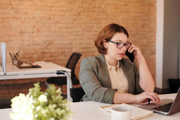 Scheduling a regular meeting is a great way to stay connected to your team. In Ganttic you can schedule in 15 minute intervals, so don't be afraid to quickly catch up on what everyone is doing. Scheduling a regular meeting is a great way to stay connected to your team. In Ganttic you can schedule in 15 minute intervals, so don't be afraid to quickly catch up on what everyone is doing.
