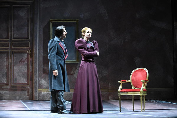 Marco Vassalli (Fernand Mondego), Anna Preckeler (Mercédès) ©Foto: Heiko Sandelmann