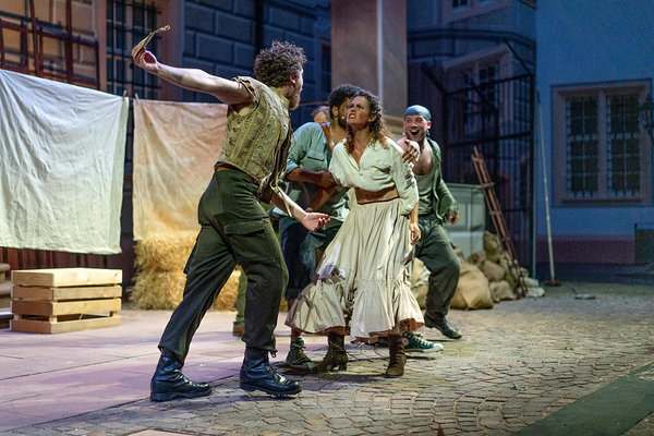 Marc Trojan, Dominik Doll, Dalma Viczina, Timothy Roller ©Foto: Oliver Thom