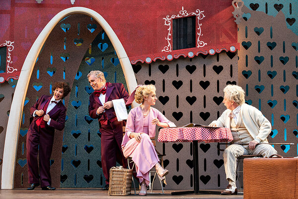 Romina Markmann, Ks. Winfrid Mikus, Jenifer Lary, Steffen Scheumann; Foto Susanne Reichardt