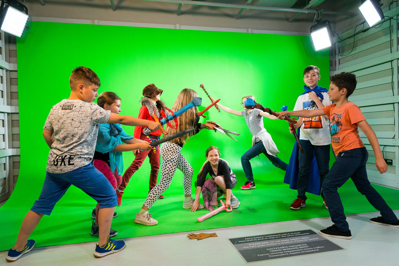 Filmimuuseumi Lastelaager 9 - 12. aastastele lastele «SEIKLEME FILMIS»