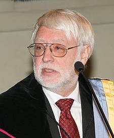 Roland Renson