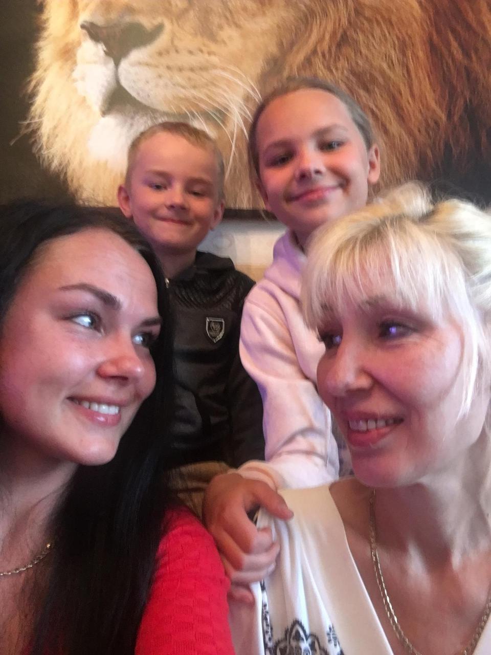 Irene Amur with her daughter Helina and her grandchildren Andri and Janelle