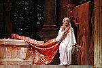 Gilda - G. Verdi Rigoletto, Rahvusooper Estonia. Lavastaja Neeme Kuningas. Foto: Harri Rospu