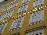Mozart&#x27;s birth house from front