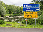 Tartu to the right, Tartu highway to the left