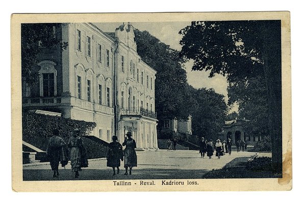 Kadriorg Palace and New Guardhouse. 1920-s