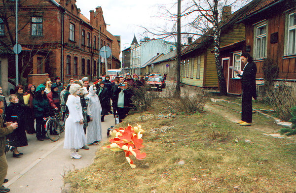 The Grand Opening of the Kondas Center in 2003, in front of the house where Paul Kondas lived