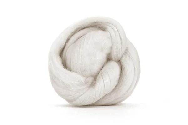 Cool white dyed Pearl Merino top Cool white dyed Pearl Merino top