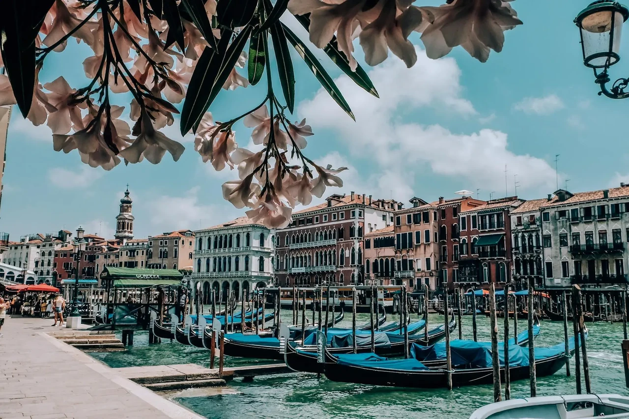 Spring - Italy - ItaliaMia Magazine - Luminata Spring - Italy - ItaliaMia Magazine - Luminata
