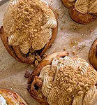 Kaneelirull biscoffe kreemi ja küpsisepuruga 1