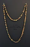 „Vanaema Hilda palvehelmed” / „Grandmother Hilda’s prayer beads”  arvelaua nupud, kleebis, 2024 / Beads from the counting frame, sticker, 2024