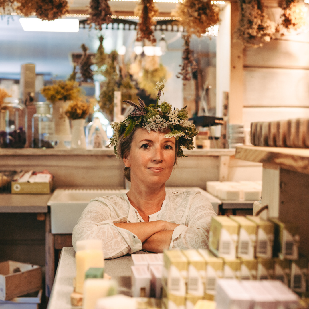 Hiiuihuhoolduse perenaine