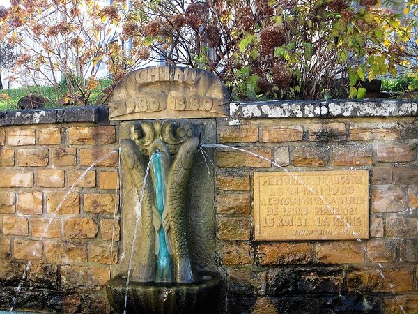 Chiny, la Fontaine des 3 Truites