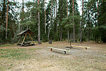 Järvi Pärnjärve campsite - fire ring with barbecue grill