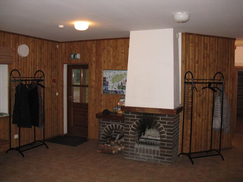 Mändjala big house - dining room fireplace