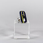 Adjustable Glass ring, purple with yellow stripes, side view
