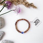 Jooga palvehelmestest chakra käevõru. Sandlipuu, kassisilm, hõbedast helmed. Hind: 15 EUR