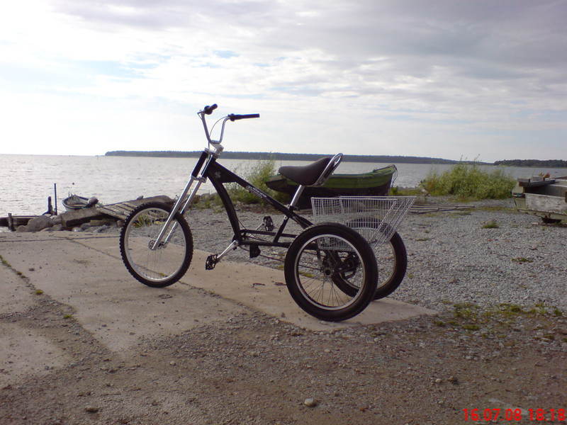 This is not the same choppertrike, this one is riding on Aegna island, close to Tallinn.