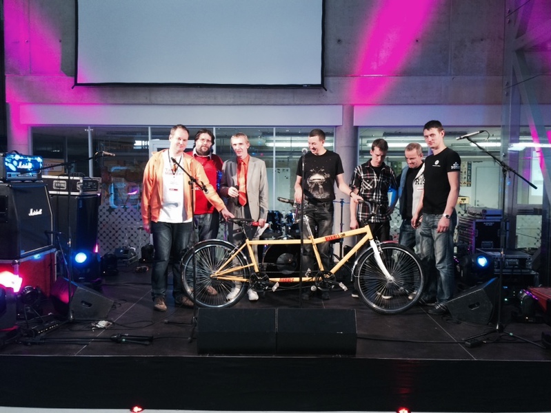 Rixbikes donated a tandem bicycle to Tartu Ahaa Keskus at Mini Maker Faire  26.09.2014.