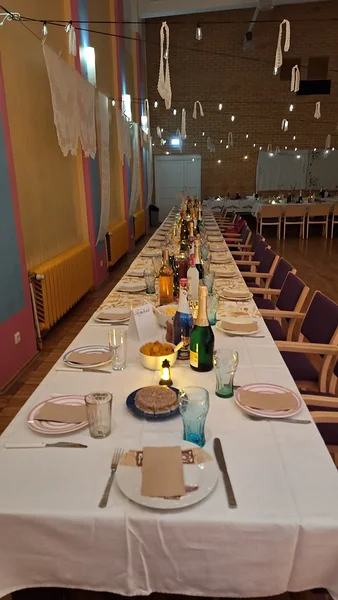 Sült on laual