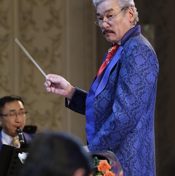 Dirigent professor Kanat Akhmetov (Kasahstan)