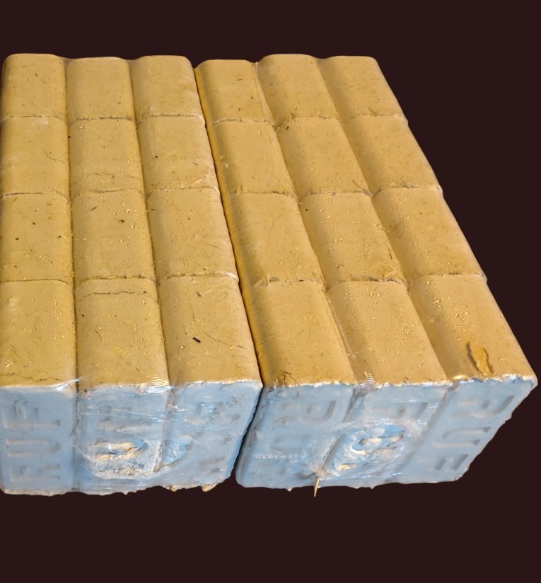 kase-puitbrikett-ruf-muuk-soojus-mugavus-tallinnas.jpg Kase-puitbrikett RUF: soojus ja mugavus Tallinnas, 10 kg kilespakk.