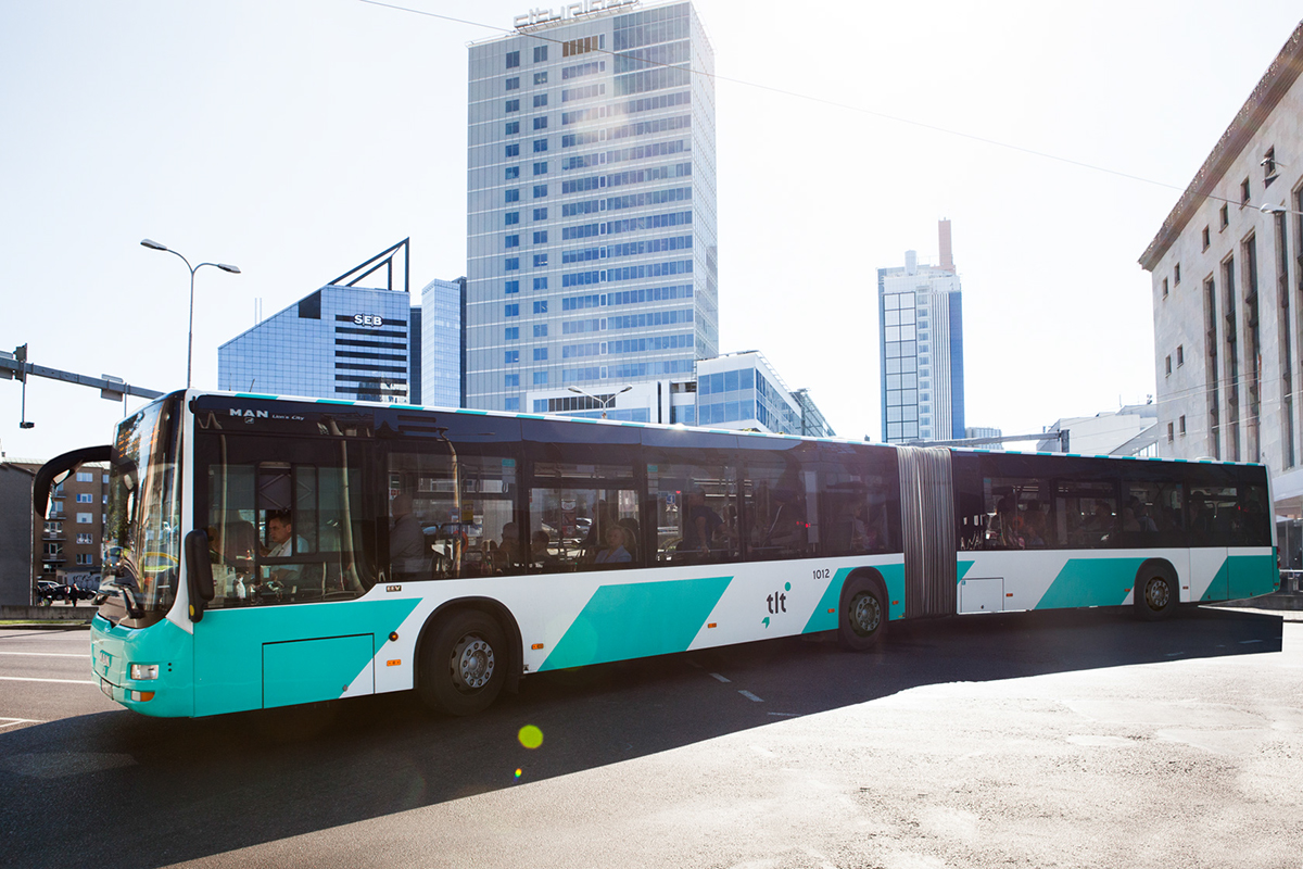 5 - Tallinna Transpordi uue kujundusega buss_Foto_R.Jurkatam