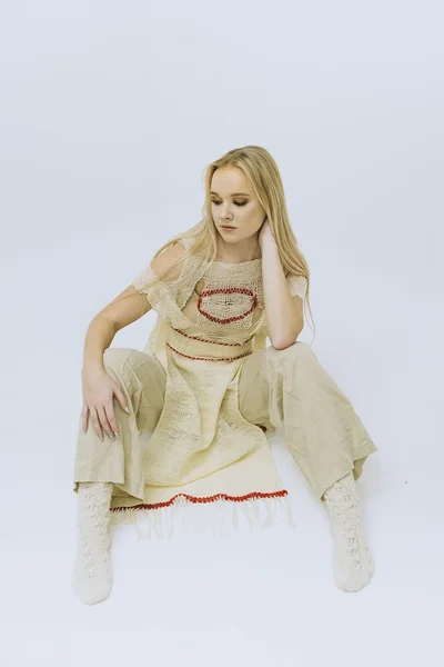 Mari Saffre. Woven with rigid heddle modules. Photo Lisette Laanoja