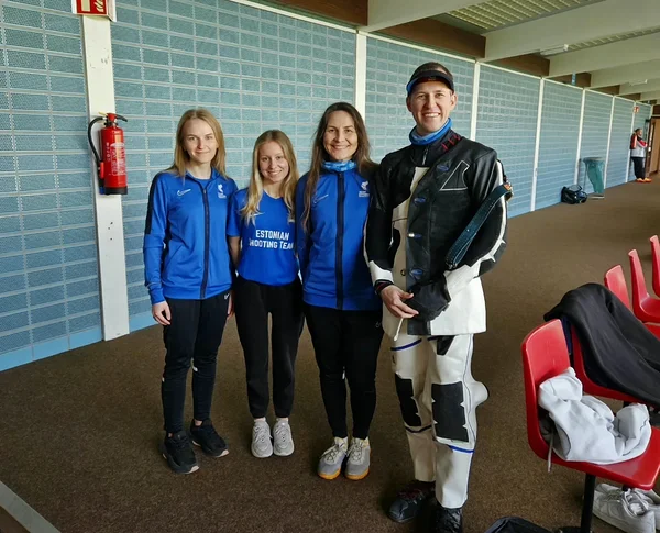 Vasakult: Marianne Tavits, Marleen Riisaar, Kristina Kiisk, Meelis Kiisk