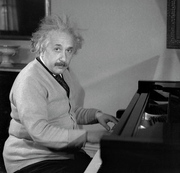 Albert Einstein ideede leidmisest