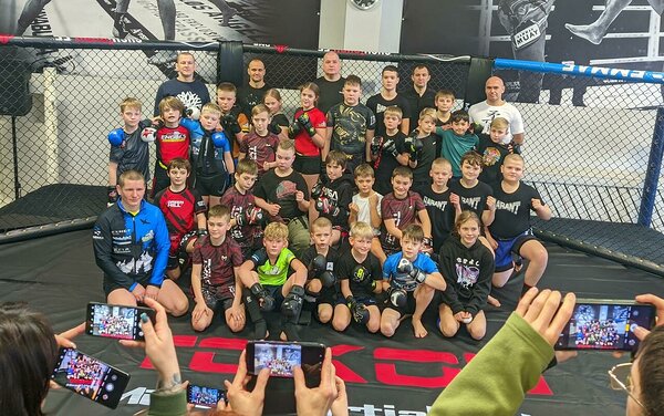 Noorte MMA treeningpäev Tallinnas.