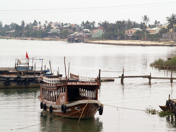 Hoi An riverside