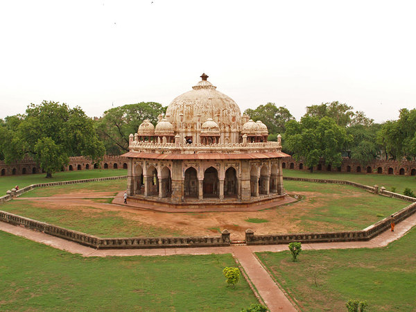 Humayuni mausoleum