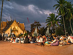 picnic at Wat Phumin