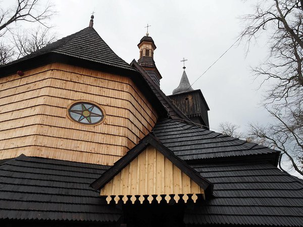 Poręba Wielka church