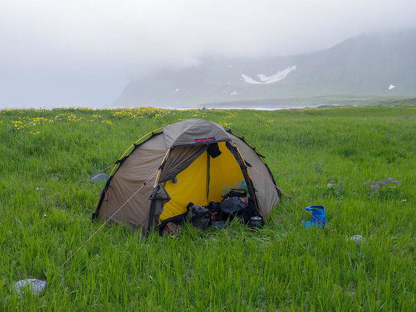 camping in Hlöðuvík