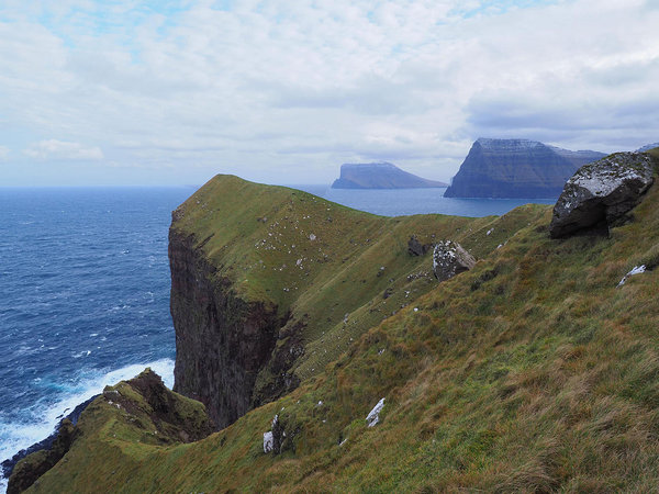Enniberg in the background