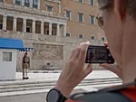 Syntagma väljakul, tunnimehele lähemale enam minna ei tohi