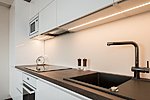 Klassikaline köögimööbel - Valge & Tumepruun