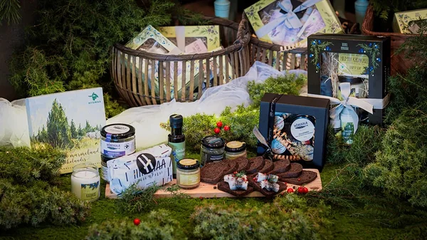 Hiiumaa tootjate kinkepakid