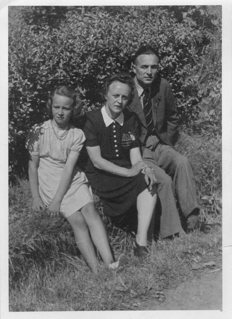 Kadri, her mother Gerda Rõuk ja father Nikolai Rõuk. Author: private collection