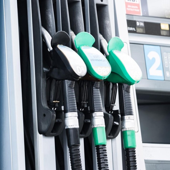 FAKTIKONTROLL | Kas Varro Vooglaiul on õigus, et Ungaris on kütusehind euro odavam kui Eestis?
